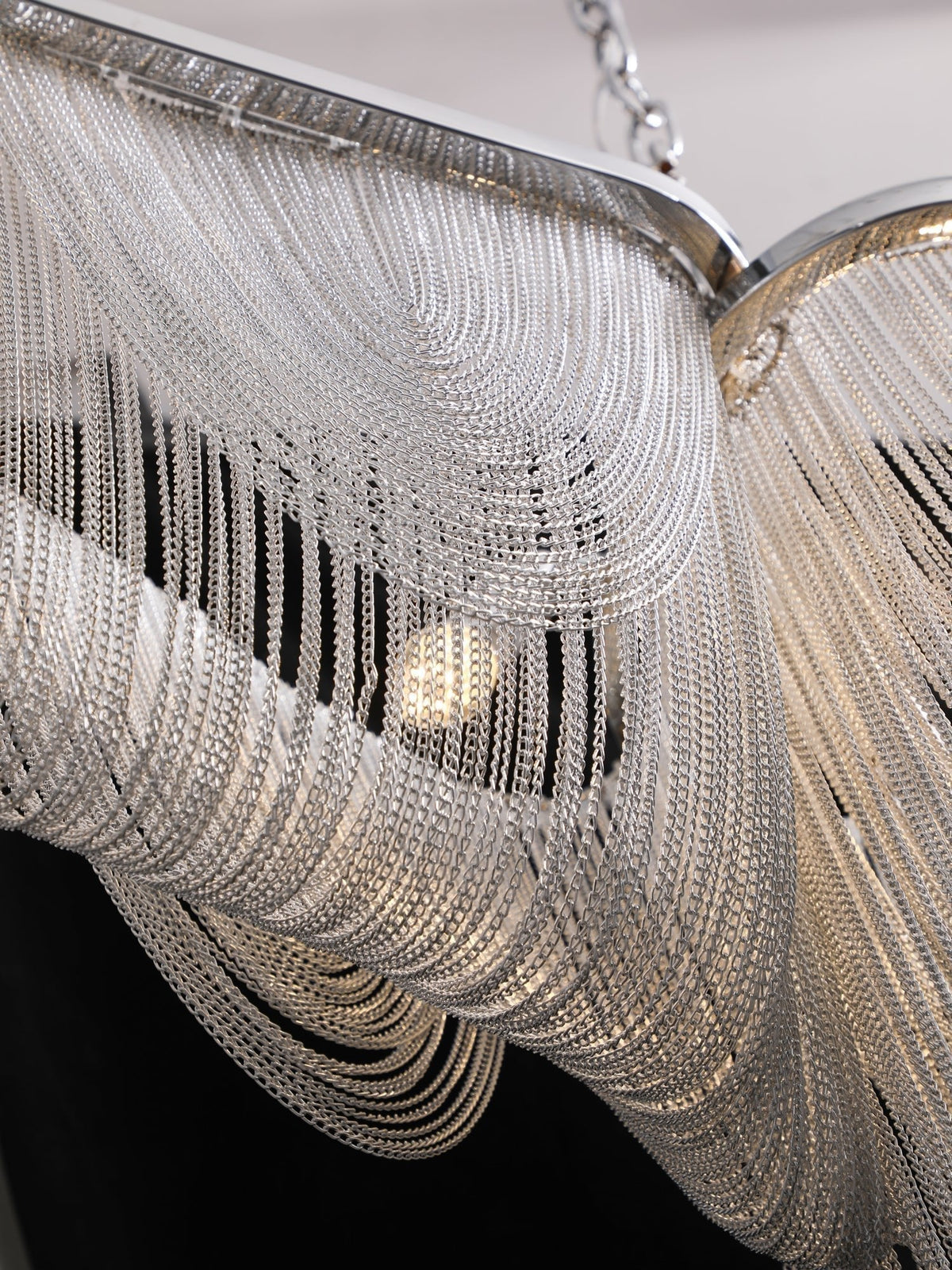 Varenivia Lustre Franges Dorées