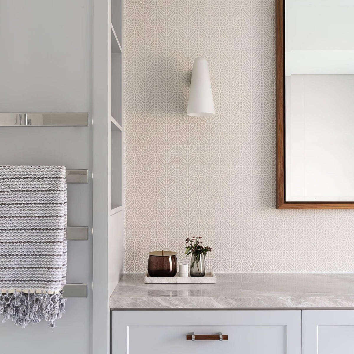 Conical Glass Wall Lamp-Neutral Decor