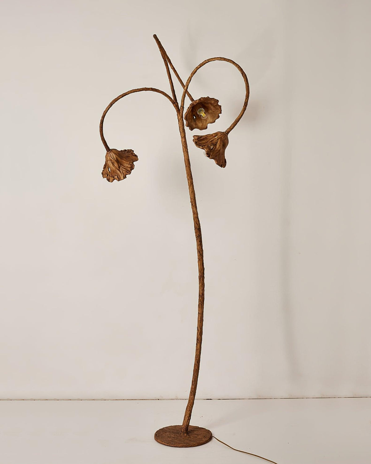 Ailo Lampadaire en Résine Naturelle