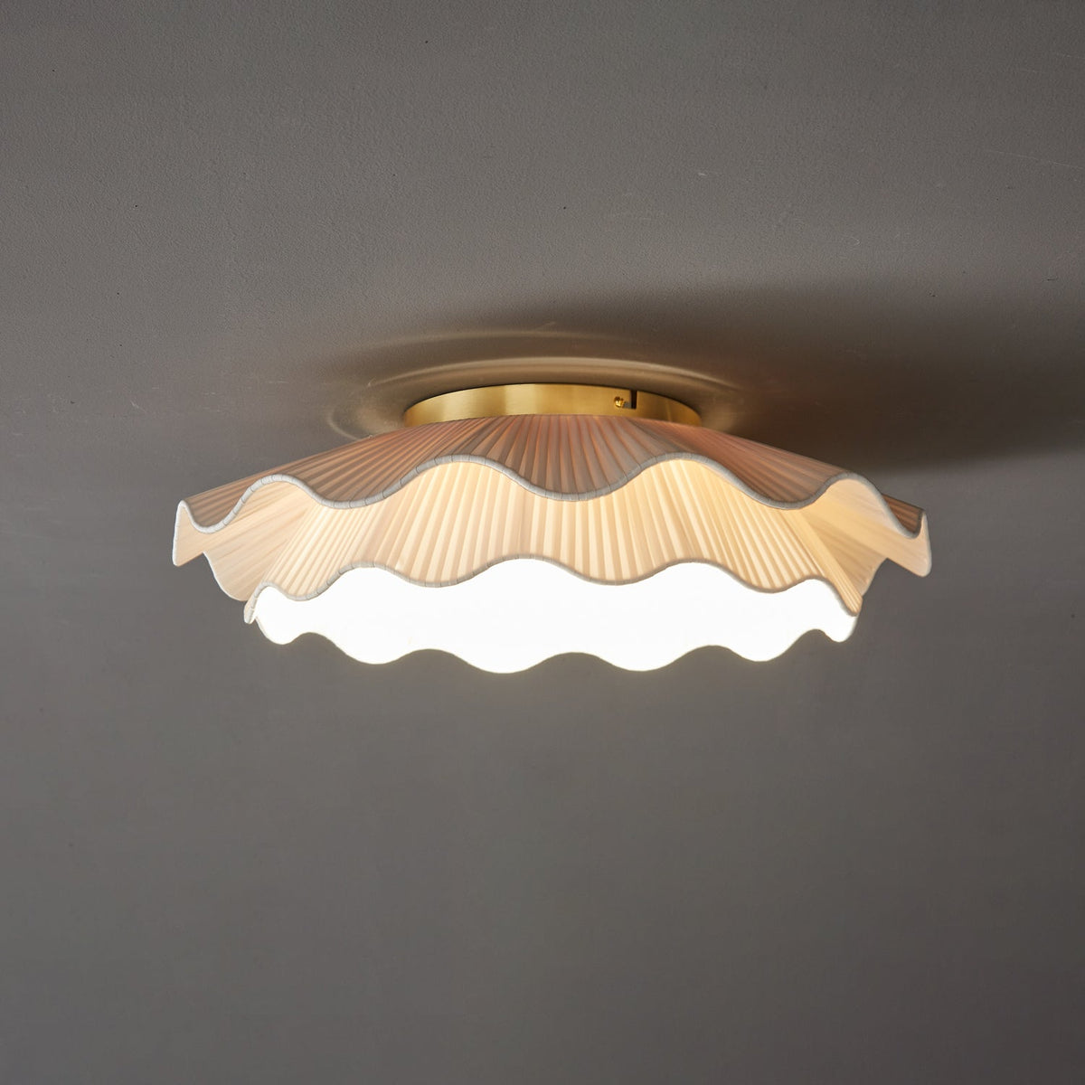 Cedeva Plafonnier en Laiton Tissu Vague Élégance Premium