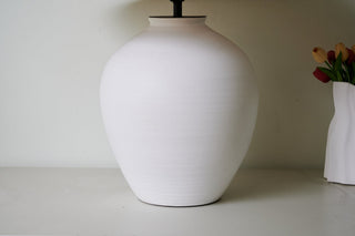 Natalie Lampe de Table Minimaliste en Céramique