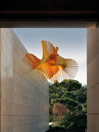 Avian Flair Wooden Pendant Lamp-Neutral Decor