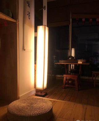 Vesolyre Lampadaire en Tissu Japandi