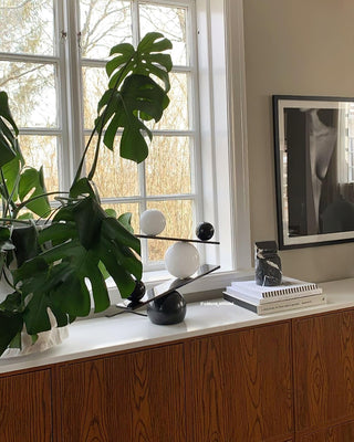 Usilus Table Lamp-Neutral Decor