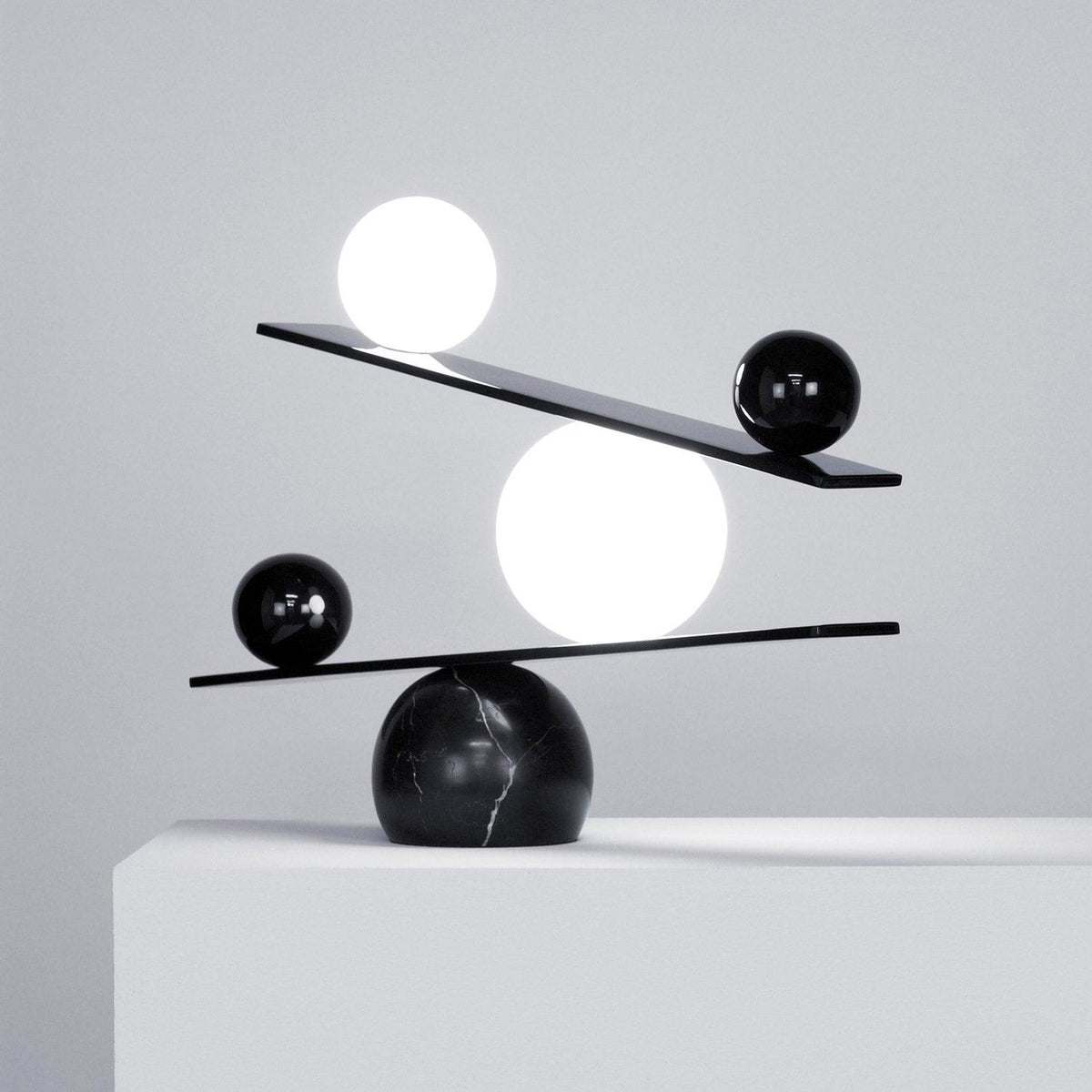Usilus Table Lamp-Neutral Decor
