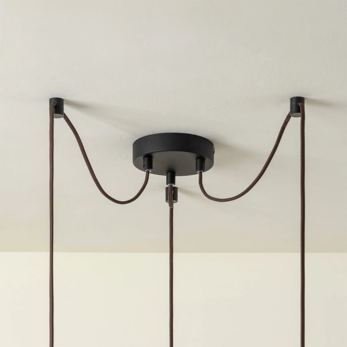 Dimensional drawing for Model B of the Beliani pendant light.