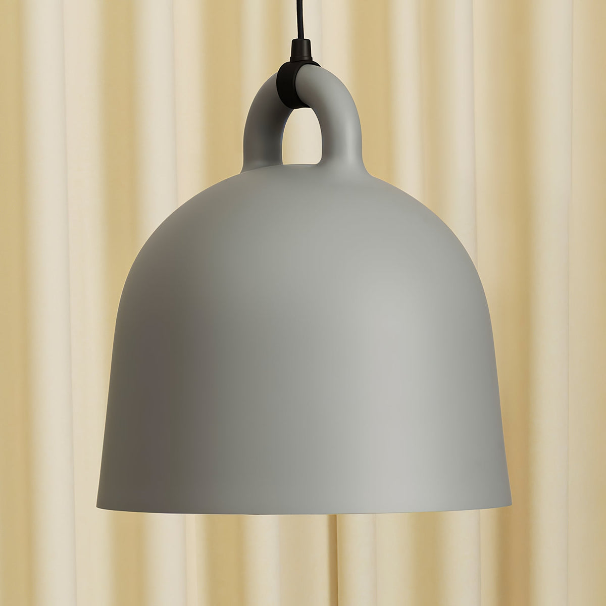 Astria Suspension Minimaliste en Résine