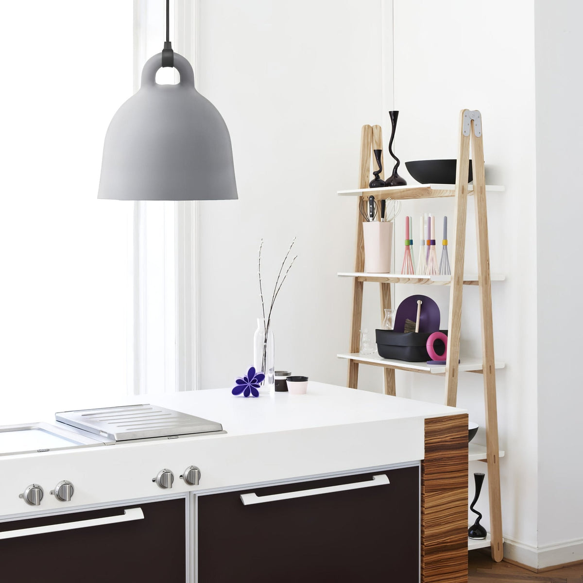 Astria Suspension Minimaliste en Résine