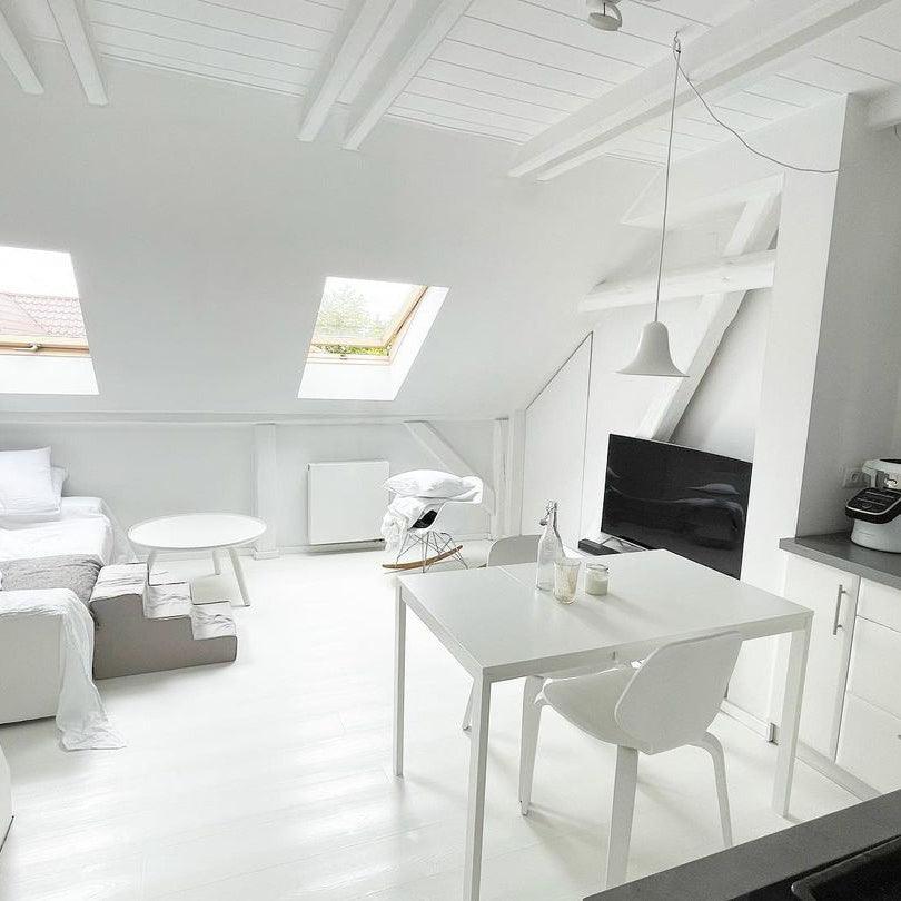 Nevin Minimalist Bell Shade Pendant Light-Neutral Decor