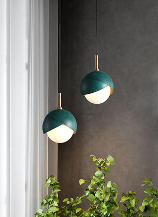 Solara Lampe Suspendue en Laiton Globe Opale Emboîté Moderne