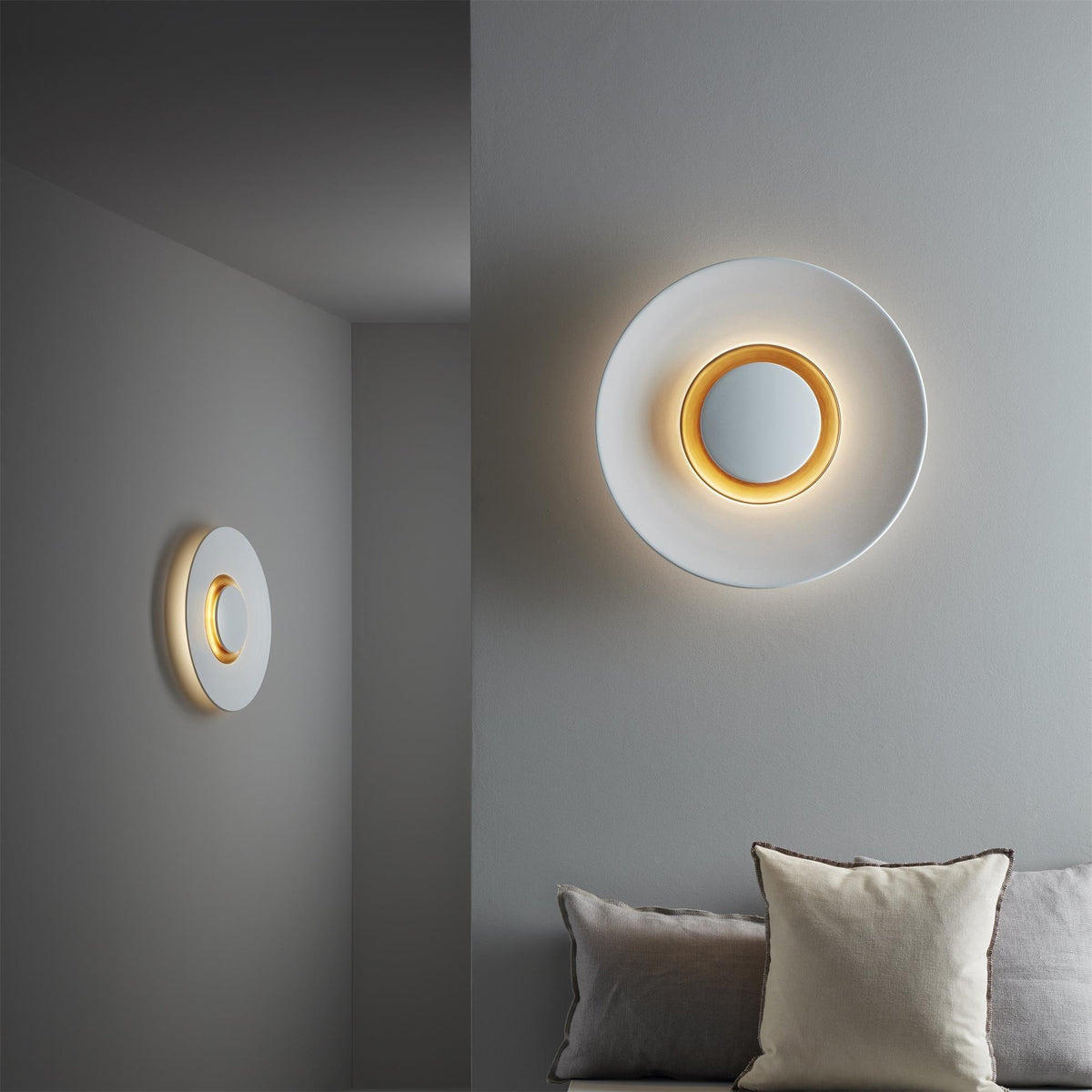Wall Light Metal Halo Integrated LED Gold Ring Modern Minimalist-Neutral Decor