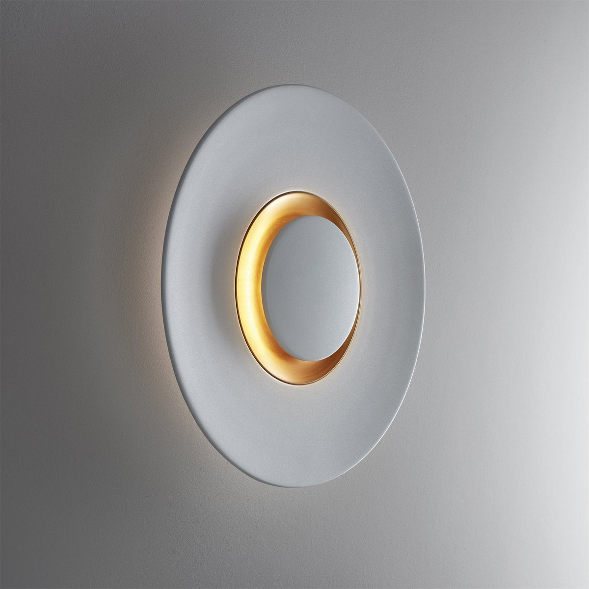 Wall Light Metal Halo Integrated LED Gold Ring Modern Minimalist-Neutral Decor