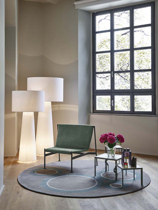 Viraalella Lampadaire
