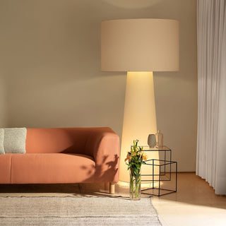 Viraalella Lampadaire