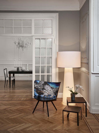 Viraalella Lampadaire