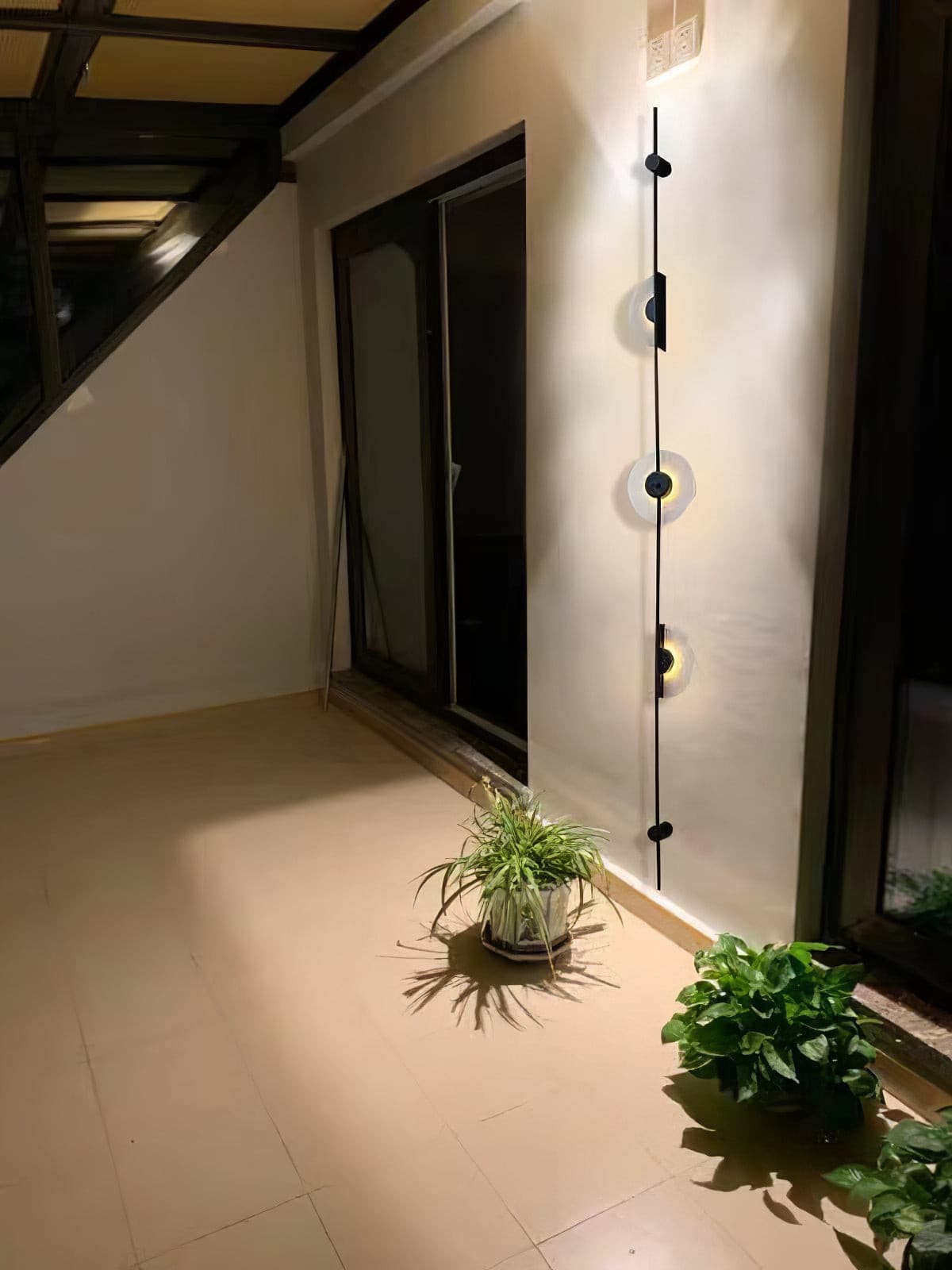 Slender Wall Lamp Alabaster Modern Minimalist-Neutral Decor