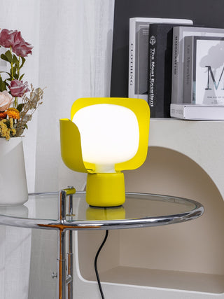 Zuri Lampe de Table Minimaliste en Plastique