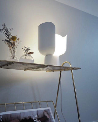 Zuri Lampe de Table Minimaliste en Plastique