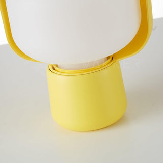 Zuri Lampe de Table Minimaliste en Plastique