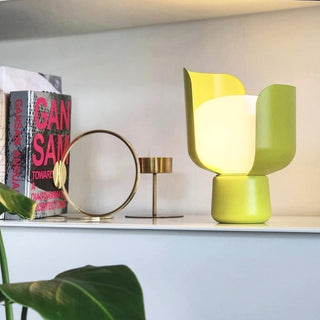 Zuri Lampe de Table Minimaliste en Plastique