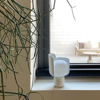 Zuri Lampe de Table Minimaliste en Plastique