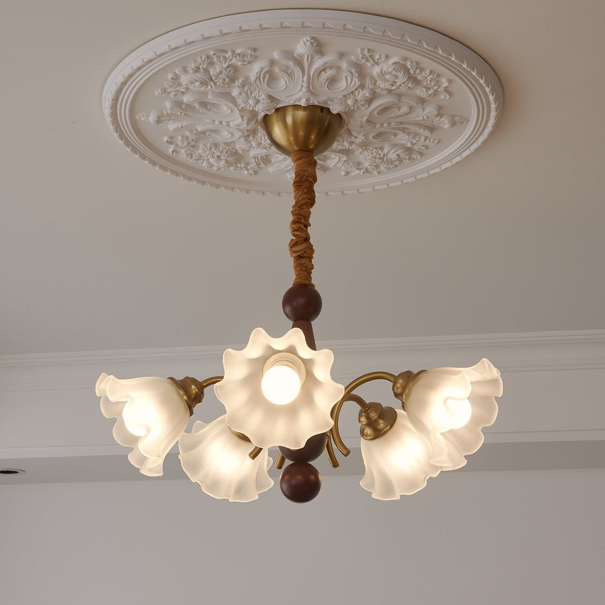 Verora Lustre Bois Verre Élégance Traditionnelle