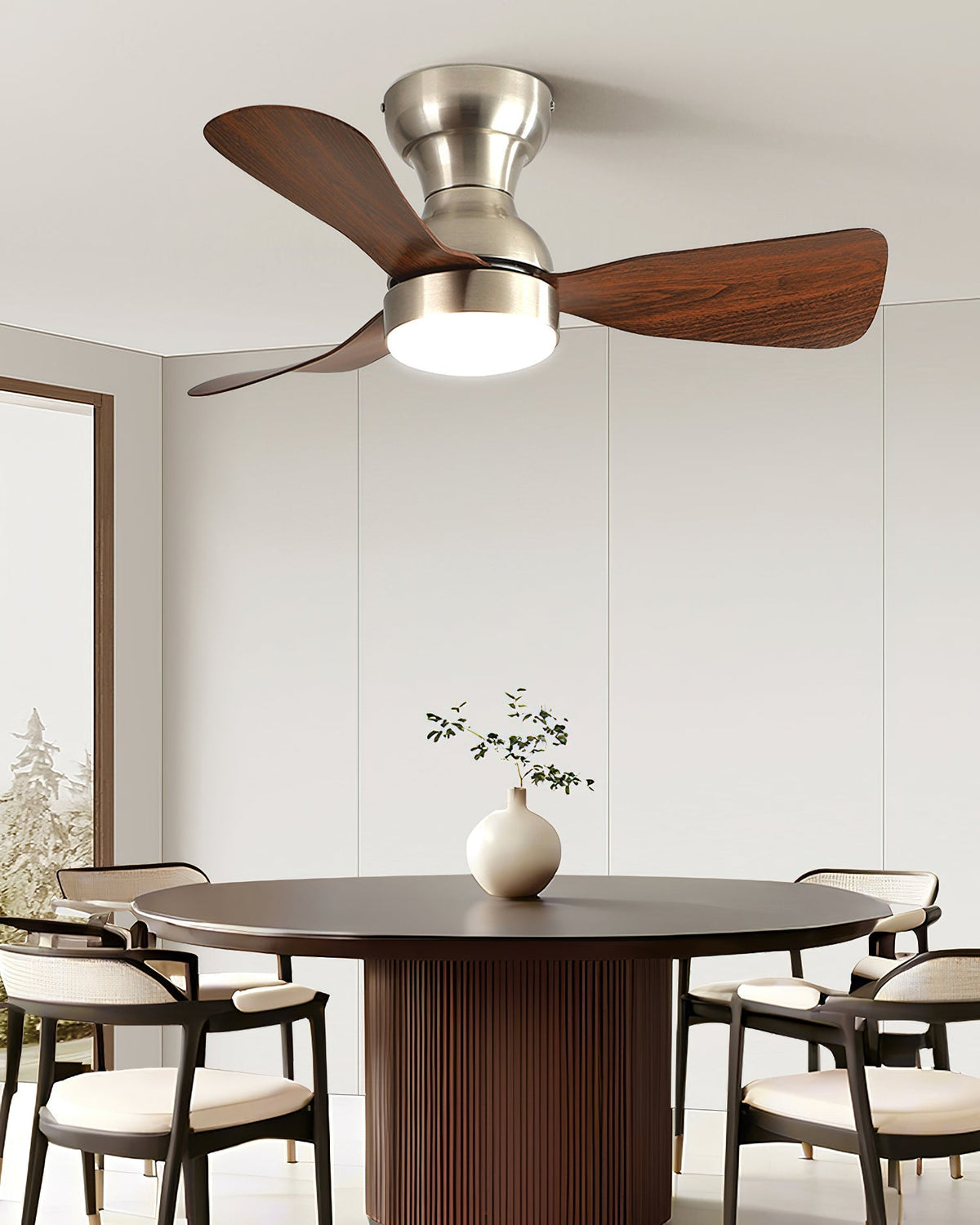 The integrated LED light of the Bobe Ceiling Fan turned on.