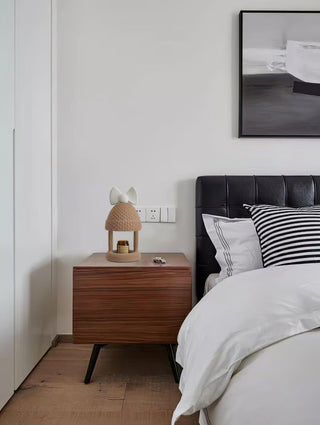 Zarinil Flocked Resin Playful Table Lamp-Neutral Decor