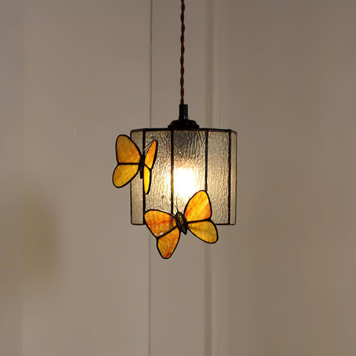 Briandy Tiffany Pendant Light Glass-Neutral Decor