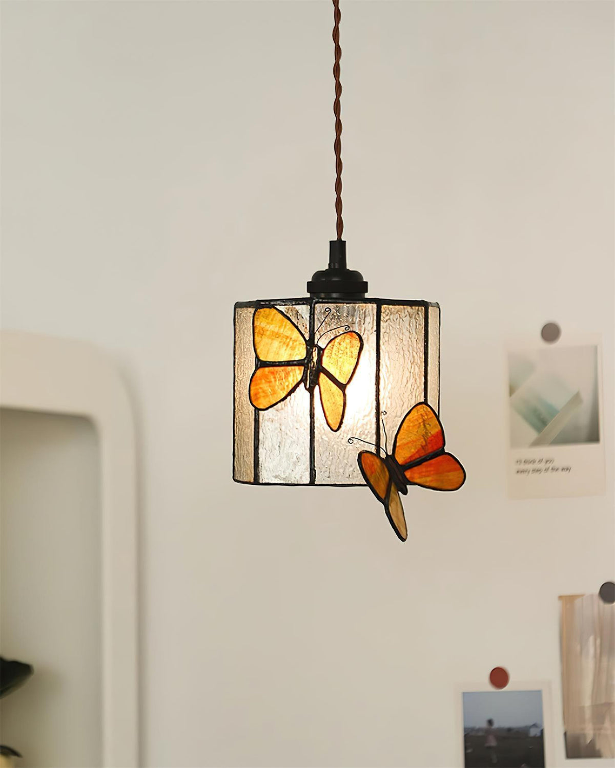 Briandy Tiffany Pendant Light Glass-Neutral Decor