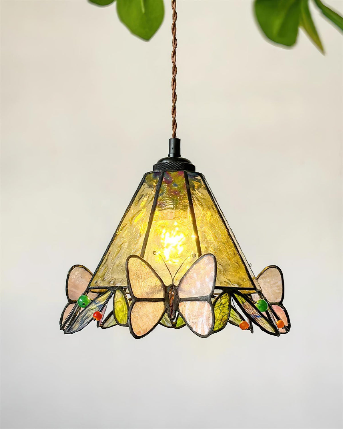 Briandy Tiffany Pendant Light Glass-Neutral Decor