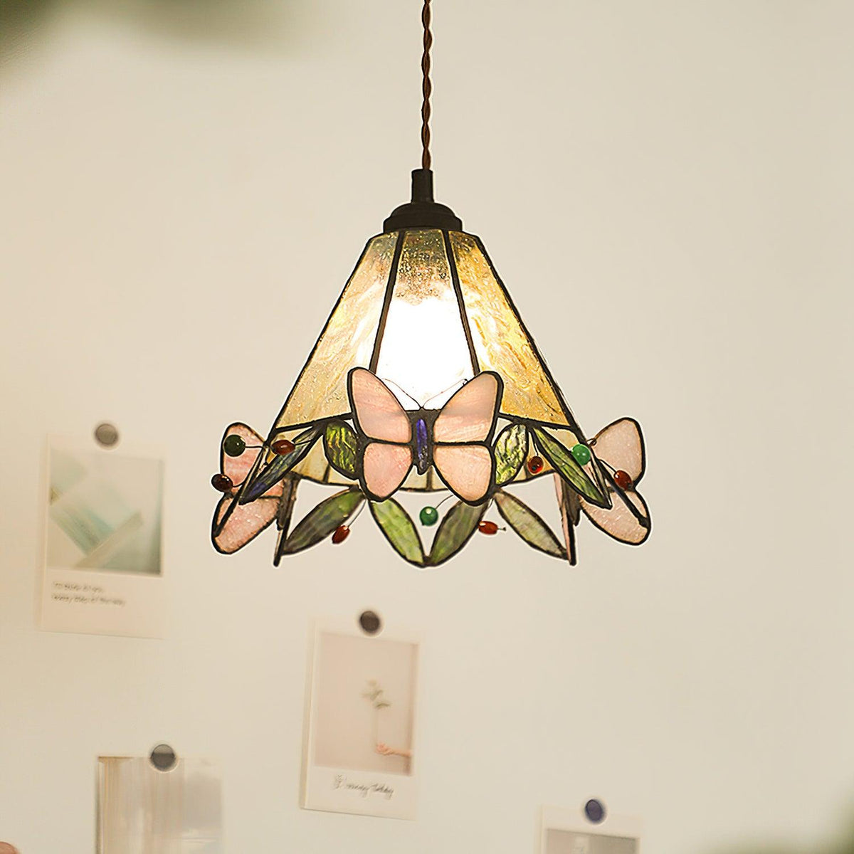 Briandy Tiffany Pendant Light Glass-Neutral Decor