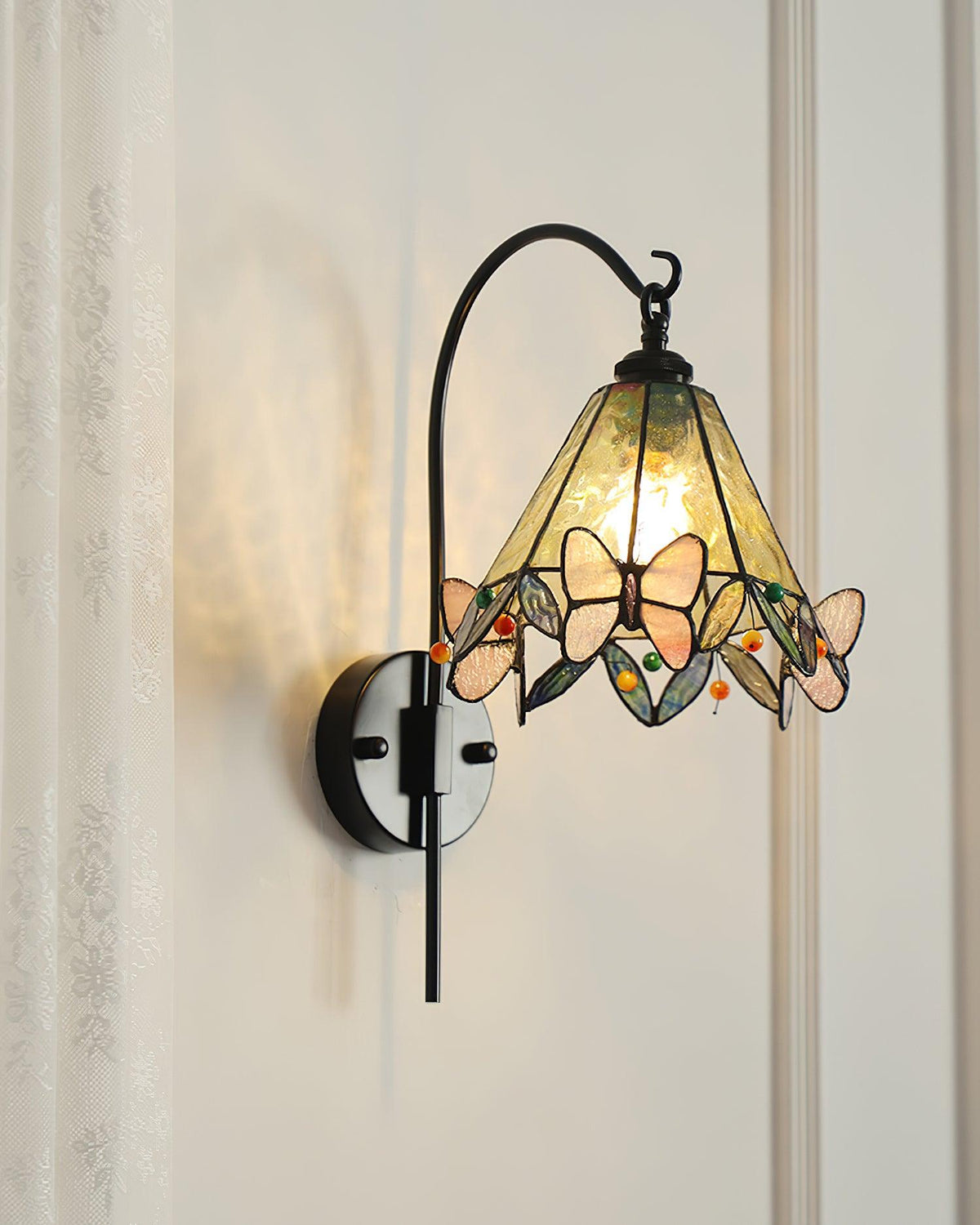 Tiffany Wall Lamp Glass Butterfly Art-Neutral Decor