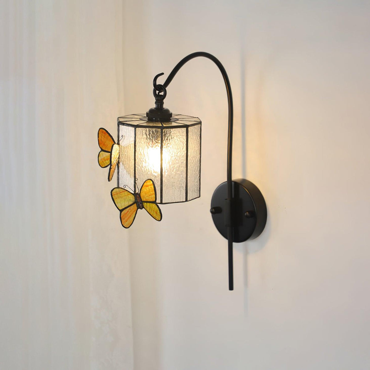 Tiffany Wall Lamp Glass Butterfly Art-Neutral Decor