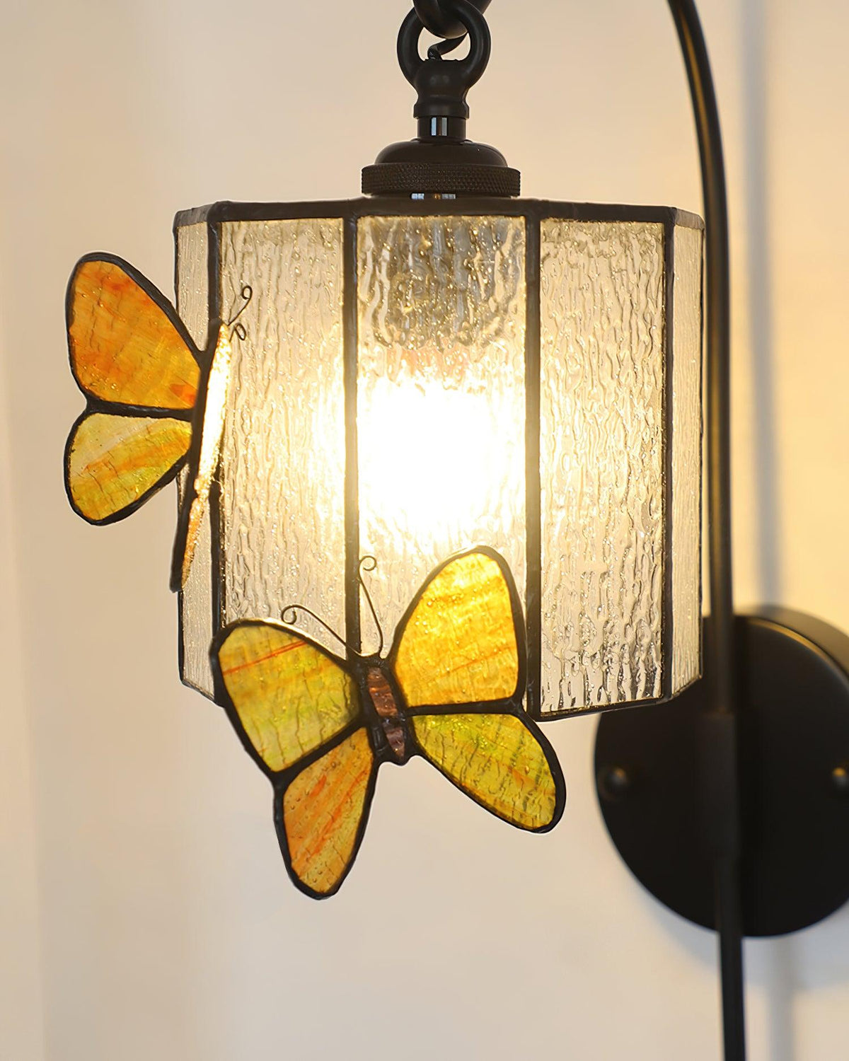 Tiffany Wall Lamp Glass Butterfly Art-Neutral Decor