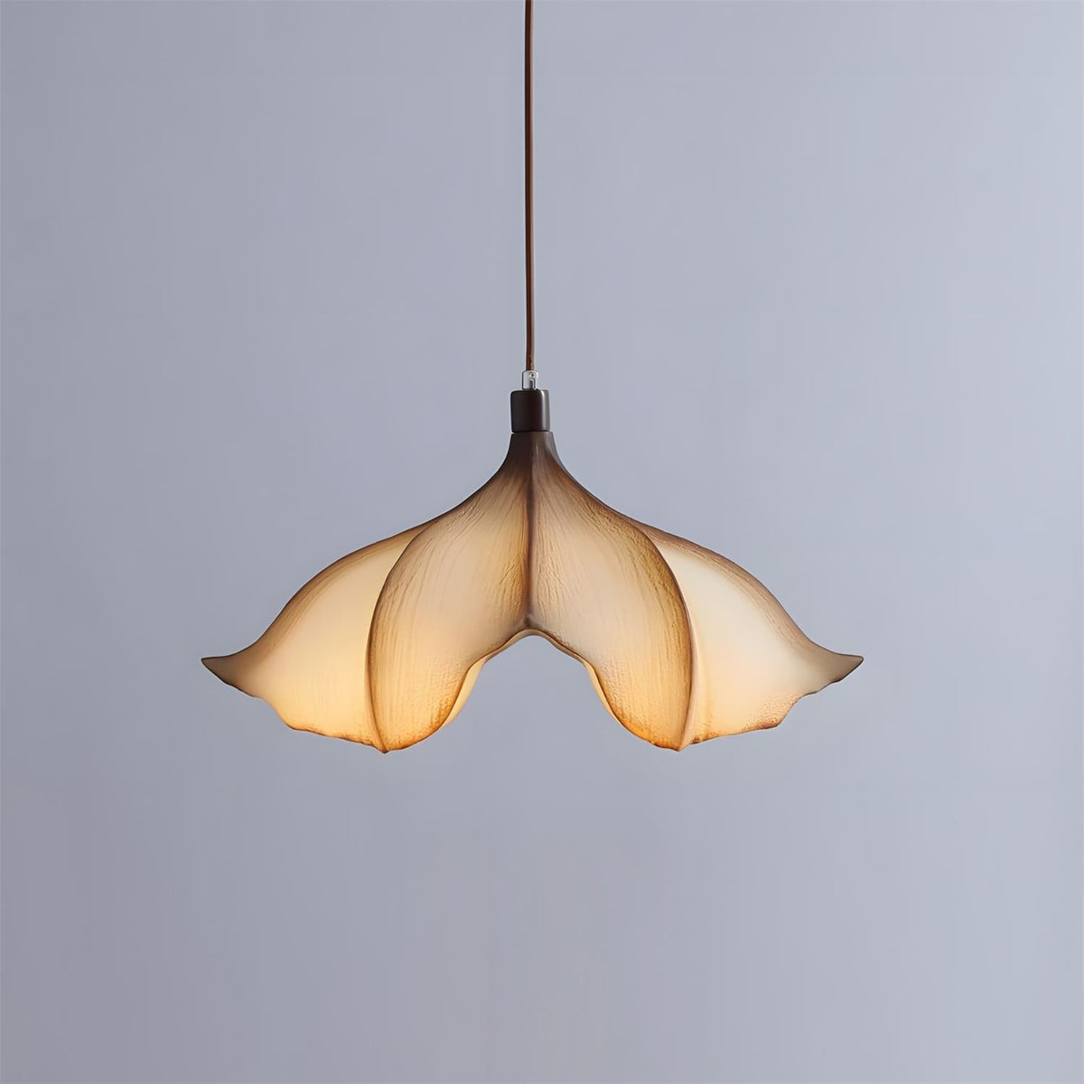 Lumirelia Suspension