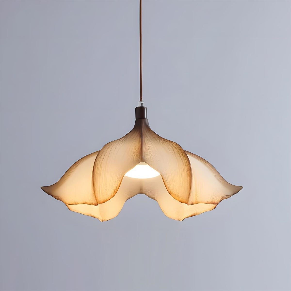 Lumirelia Suspension