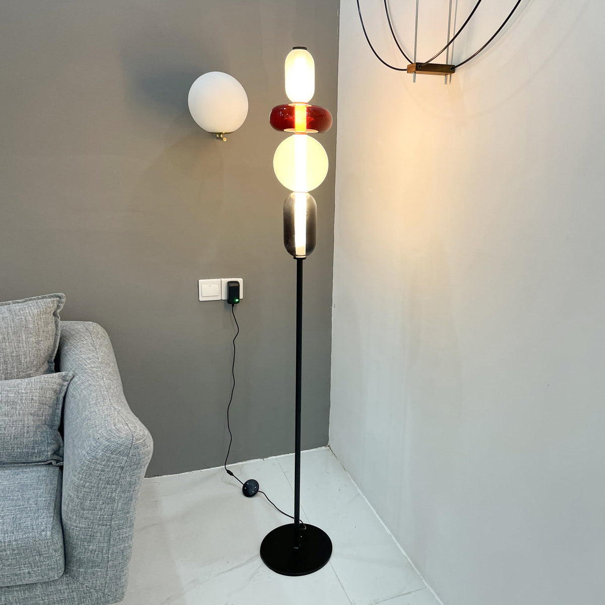 Lioroia Lampadaire