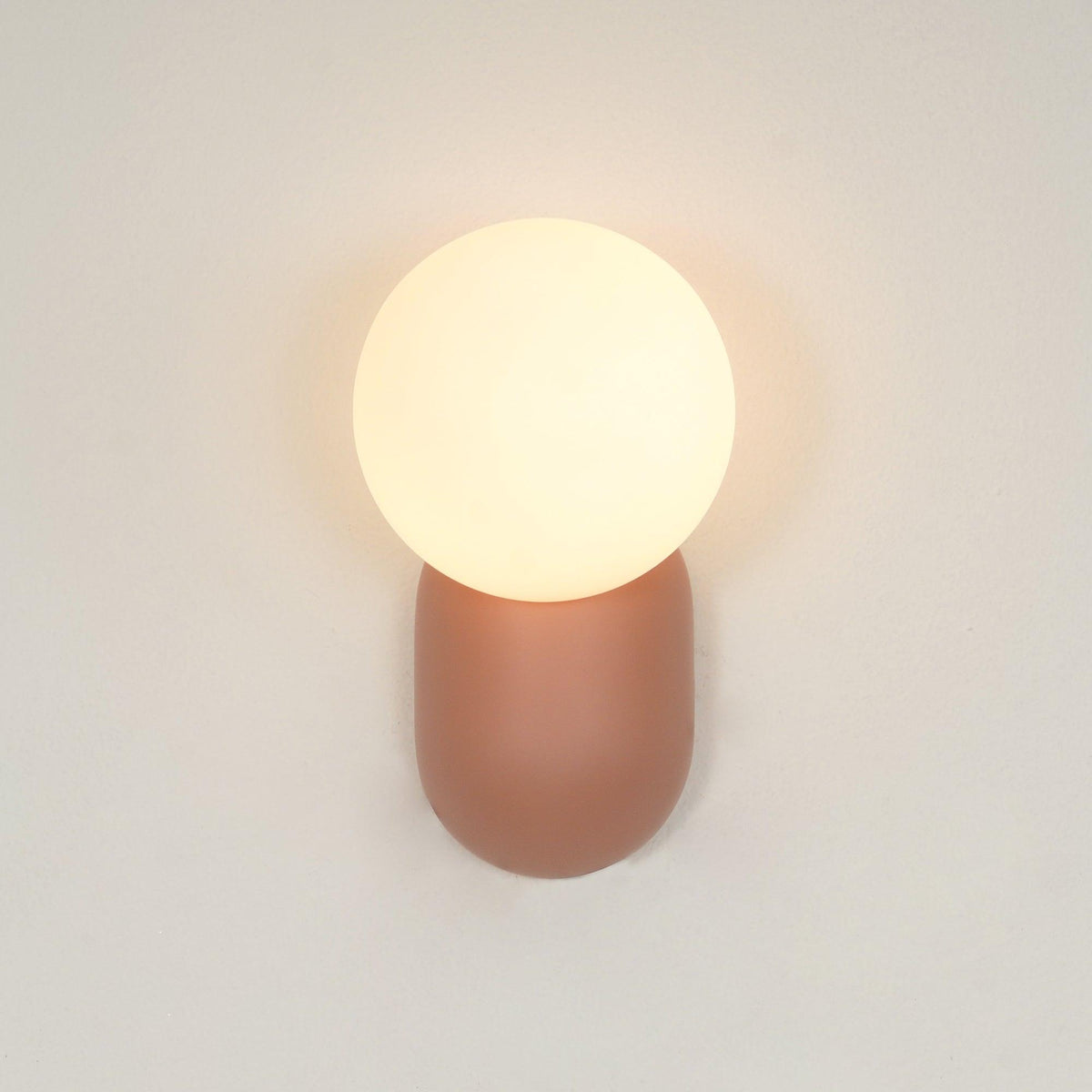 Nelo Minimalist Globe Wall Sconce-Neutral Decor