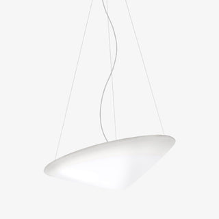 Solara Lampe Suspendue Polyéthylène Chapeau Incliné Minimaliste