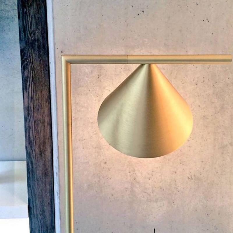 Nell Lampadaire Minimaliste