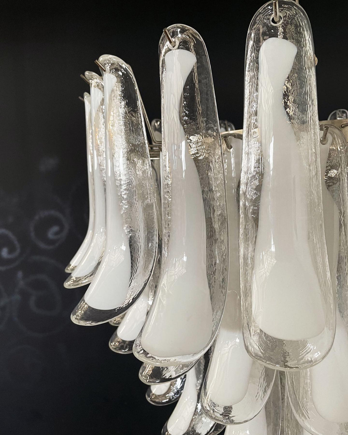 Zinc Lustre en Verre et Métal Postmoderne de Luxe en Forme de Pétale
