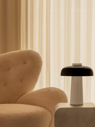 Oakley Lampe à Poser en Travertin