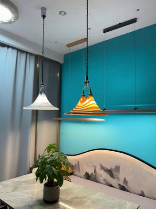 Aria Lustre en Plastique à Créativité Individuelle en Forme de Trompette
