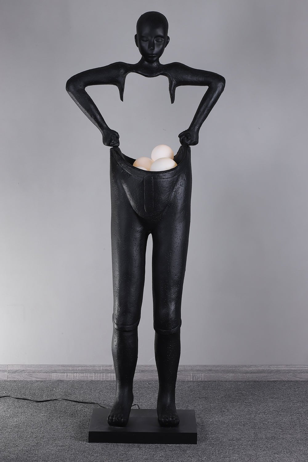 Vamiryra Lampadaire Sculptural Noir