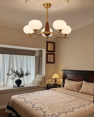 Lustra Lustre en Noyer avec Globes en Verre Opale-Luire