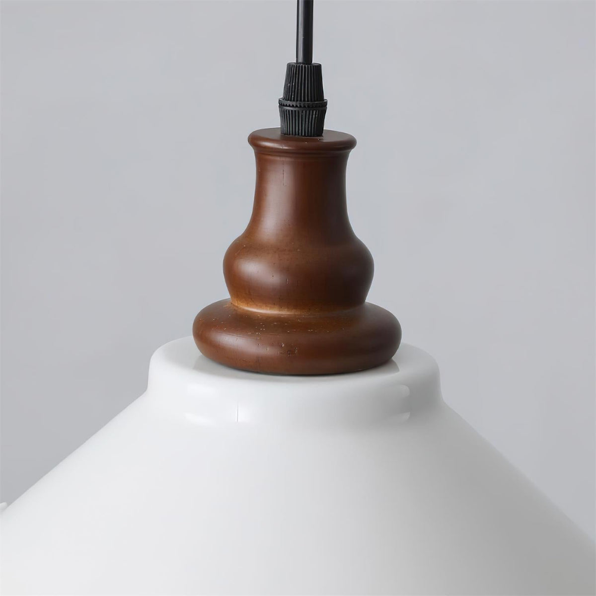 Seliria Suspension