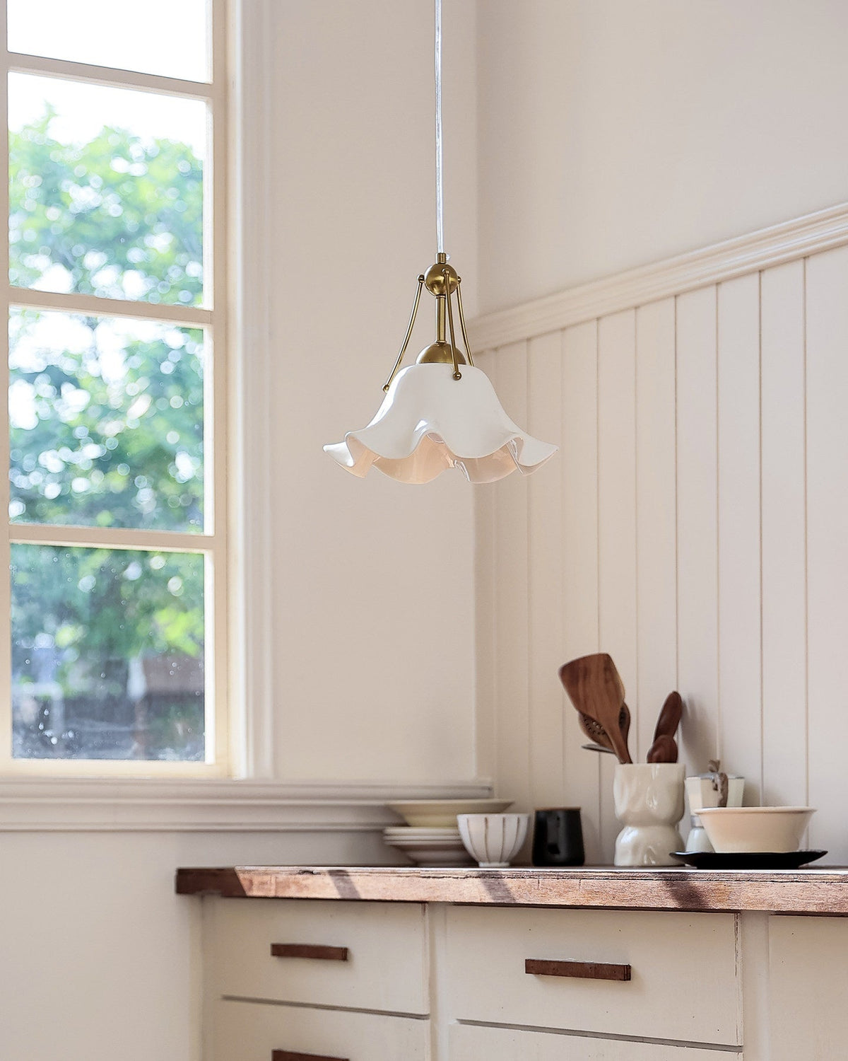 Orelivira Suspension