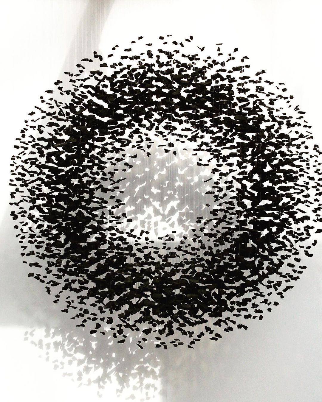 Bastoris Lustre Sculptural en Pierre Charbon