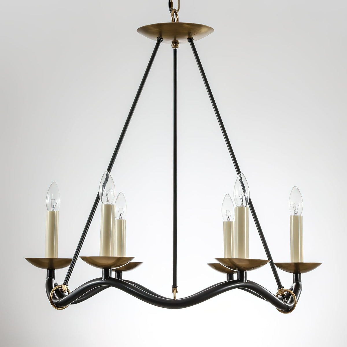 Lucivia Lustre Vintage en Laiton Élégant